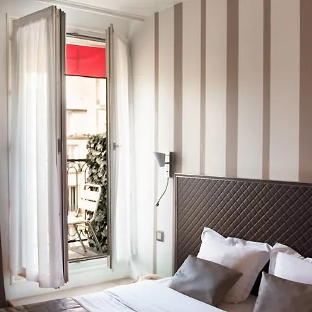 De Venise Hotel 2*
