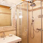 Hotel De Venise Paris