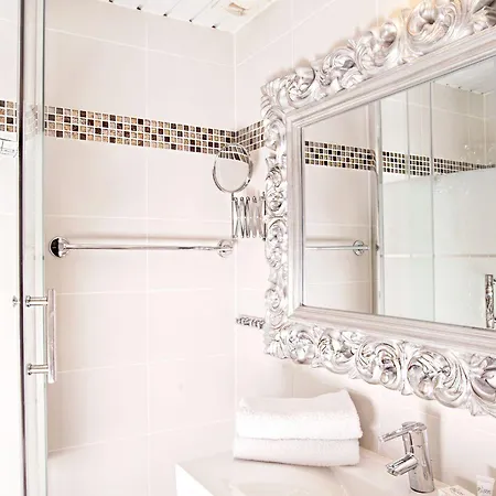 De Venise 2* Παρίσι